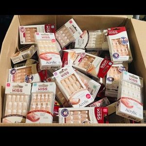 Deal!! 10 Mix of Kiss Manicure and Pedicure